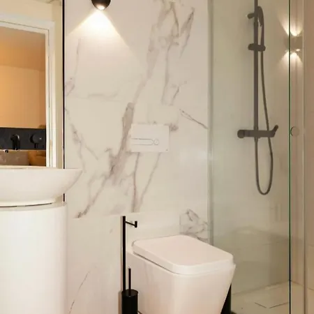 Casa De Jacuzzi E Sauna Villa *