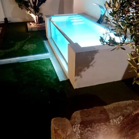 Casa De Jacuzzi E Sauna Villa *