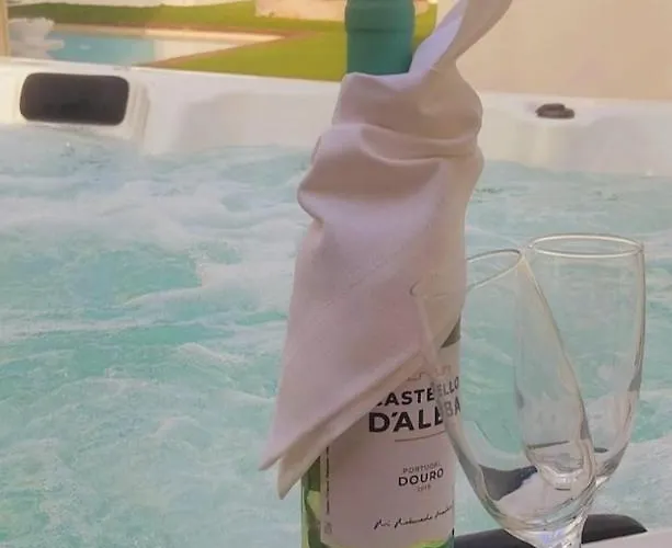 Casa De Jacuzzi E Sauna Villa Moledo (Viana do Castelo)