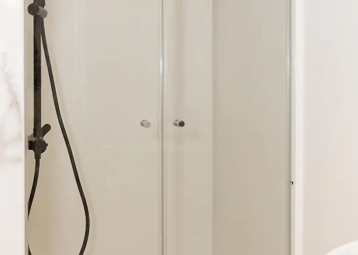 Villa Casa De Jacuzzi E Sauna *